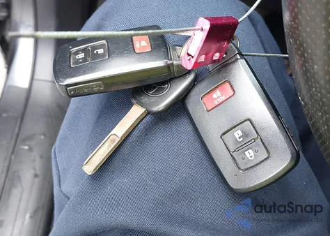 2020 Toyota Tacoma Trd Off-Road z USA, uszkodzony, nr VIN 3TMCZ5AN8LM346812